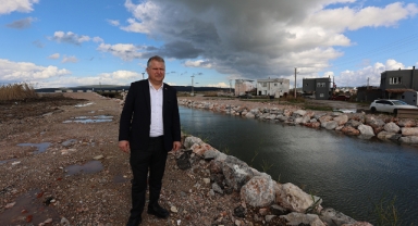 Urla’nın dört bir yanında eş zamanlı çalışmalar devam ediyor