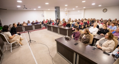 Afife Jale’nin ilham veren mücadelesi Narlıdere’de anlatıldı