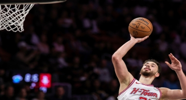 Alperen Şengün’den Chicago Bulls karşısında triple-double