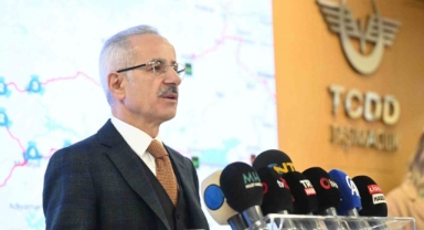 Bakan Uraloğlu patlama meydana gelen gemiyle alakalı konuştu!