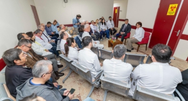 Başkan Tugay, meslektaşlarıyla Tıp Bayramı’nı kutladı