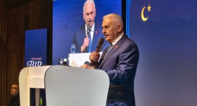 Binali Yıldırım’dan İzmir’de dikkat çeken mesajlar!