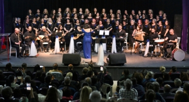 Bornova’da 8 Mart’a güçlü mesaj
