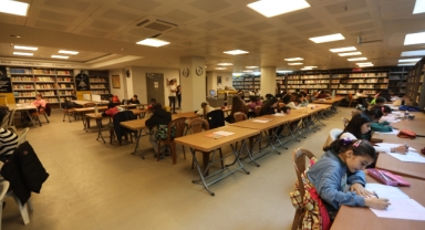 Efes Selçuk Belediyesi’nden sınav yolundaki öğrencilere destek