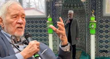 İlber Ortaylı’nın yıllar önceki vasiyeti yerine getirildi: Sesine hayran kaldığı o imam selasını okudu