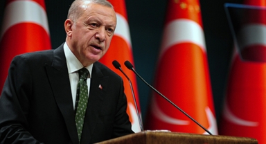 Katar Emiri Al-Thani’den Cumhurbaşkanı Erdoğan’a teşekkür