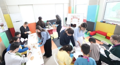 Menderes’in Engelsiz Evi’nde kurabiye etkinliği