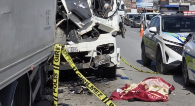 Tıra çarpan tanker şoförü hayatını kaybetti