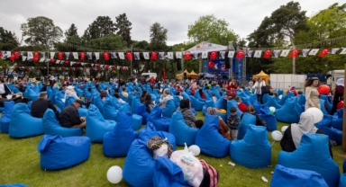 23 Nisan coşkusu İzmir'i sardı