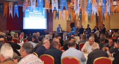 AK Parti İzmir’de bölgesel Mahalle Başkanları toplantısı başladı!