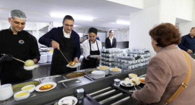 Balçova’da dayanışmanın adresi: Kent Lokantası 1 yaşında