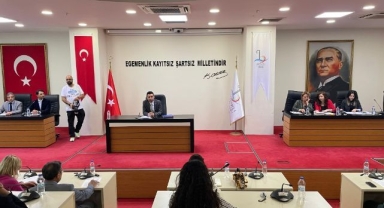 Bayraklı Meclisi’nde seçim günü… Kim/hangi komisyona seçildi?