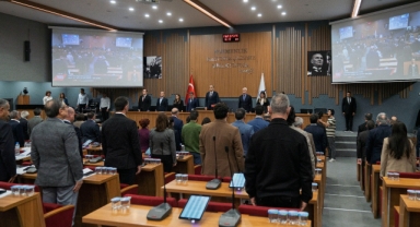 Büyükşehir Meclisi okul saldırılarına karşı tek yürek oldu