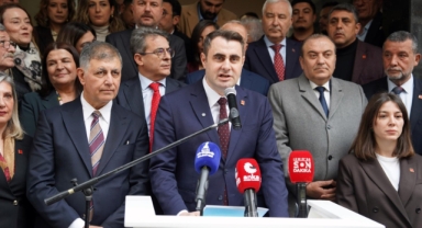 Çağatay Güç'ten 'Meslek Fabrikası' açıklaması: İzmir susmaz, boyun eğmez!