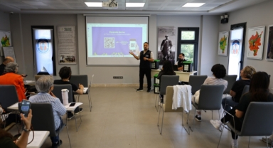 Efes Tarlası Yaşam Köyü'nde Bokaşi ev tipi komposto eğitimi düzenlendi