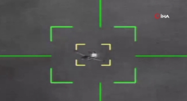 İran, ABD’ye ait A-10 savaş uçağının vurulma görüntüsünü yayınlandı