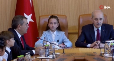 TBMM Başkanı Kurtulmuş, 23 Nisan dolayısıyla koltuğunu çocuklara devretti