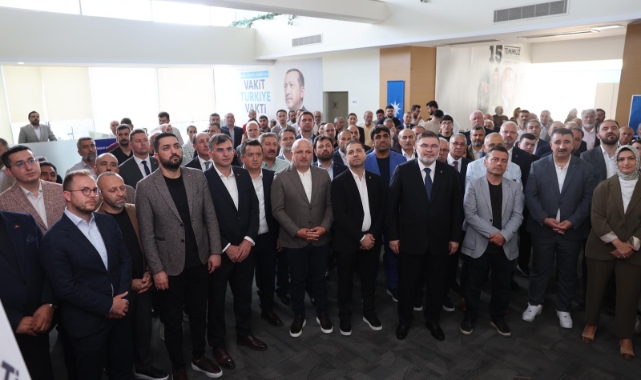 AK Parti İzmir'de Bayramlaşma programı gerçekleştirildi