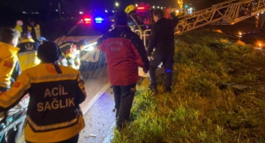 Balıkesir’de yolcu otobüsü devrildi: 3 ölü, 26 yaralı