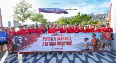 Bayraklı'da 19 Mayıs spor müzik ve gençlik şölenine dönüştü