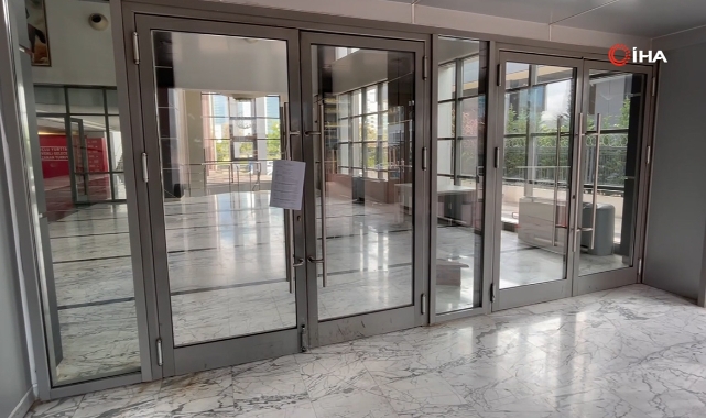 CHP Genel Merkezi girişine 'mutlak butlan' kararı asıldı