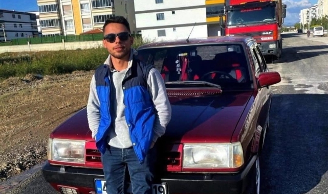 İzmir'de otomobil takla attı: 1 ölü, 1 yaralı