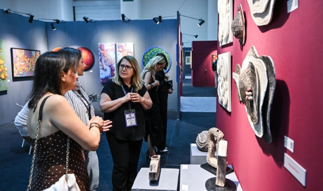 İzmir’de sanat buluşması başladı