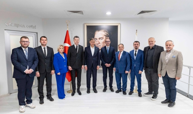 İzmir ile Kosova arasında dostluk köprüsü