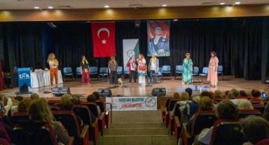 Karşıyaka’nın 3. Yaş Üniversitesi’nde dönem sonu heyecanı