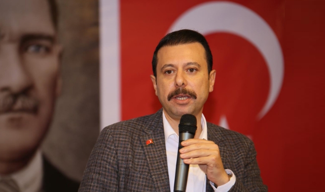 Kaya’dan Karabağlar’daki ‘dönüşüm’ lansmanına tepki: Onay yok, yetki yok
