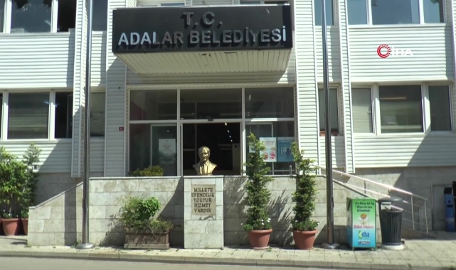 Adalar Belediye Başkanı Akpolat dahil 35 şüpheli tutuklandı