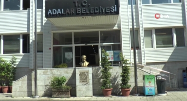 Adalar Belediyesi’ne operasyon: Belediye Başkanı dahil 41 şüpheli gözaltına alındı