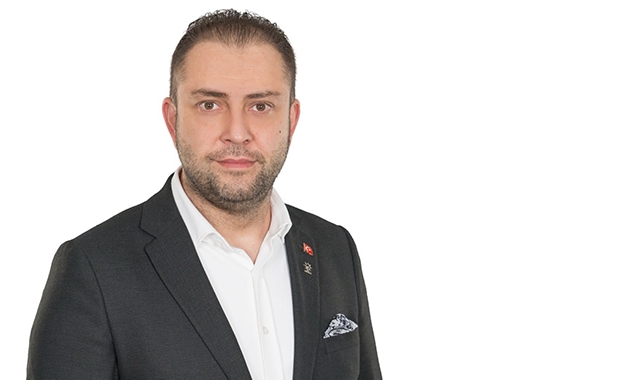 AK Partili Arslan’dan manidar paylaşımlar: Parti mi değiştiriyor?