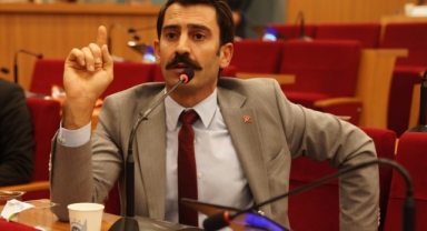 AK Partili Meclis Üyesi Kişili'den İzmir'in sorunlarına söz verilmemesine tepki!