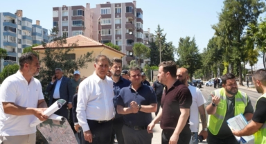 Başkan Tugay asfalt çalışmalarını yerinde inceledi