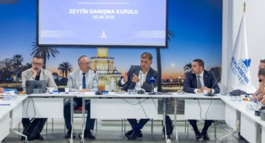 Başkan Tugay: Zeytinin değerini ekonomiye yansıtmalıyız