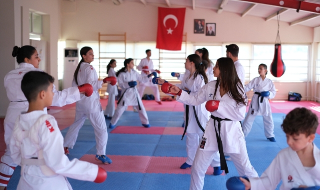 Bayraklı’da yaz spor okulları için kayıtlar başladı