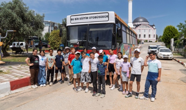 Dobidob yollarda çocuklar doğa nöbetinde