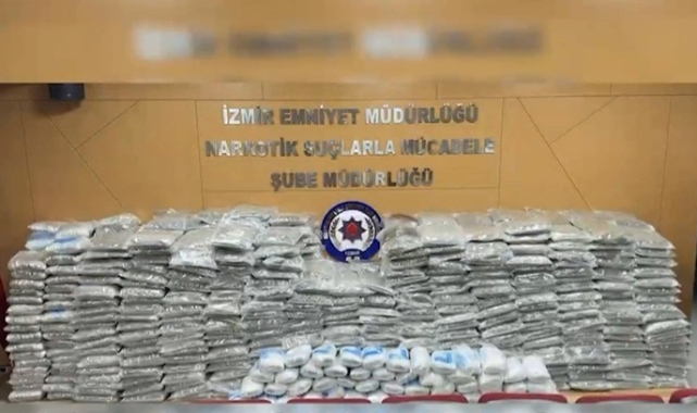 İzmir’de düzenlenen operasyonda 764 kilogram uyuşturucu madde ele geçirildi