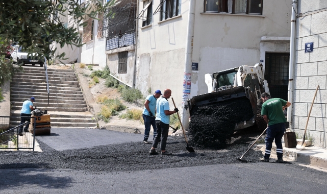 Konak’ta hummalı çalışma: 5 mahallede 24 sokak aynı anda yenileniyor