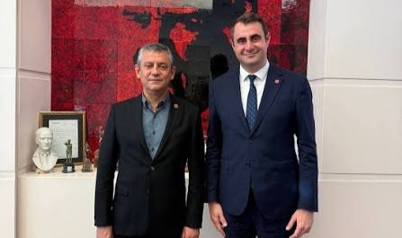 Özgür Özel İzmir’e geliyor!