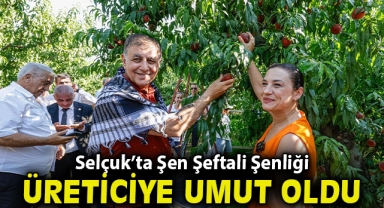 Selçuk’ta Şen Şeftali Şenliği üreticiye umut oldu