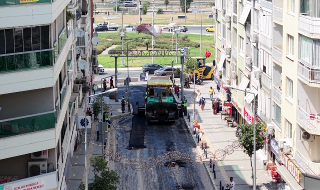 Balçova Ata Caddesi tamamen yenileniyor