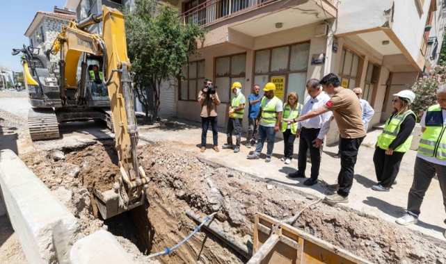 Başkan Tugay: Göz boyayan değil, sorun çözen işler yapıyoruz