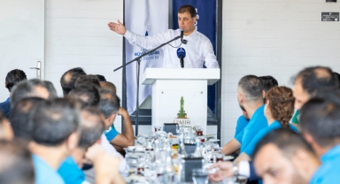 Başkan Tugay mesaiye İzdönüşüm personeliyle başladı