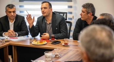 Bornova’da mahallelerin nabzı muhtarlarla tutuluyor