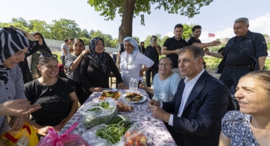 Kadifekalelilerden Başkan Tugay’a sevgi seli