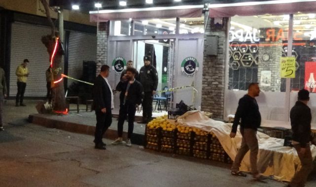İzmir'deki kanlı kahvehane baskınına ilişkin 8 gözaltı
